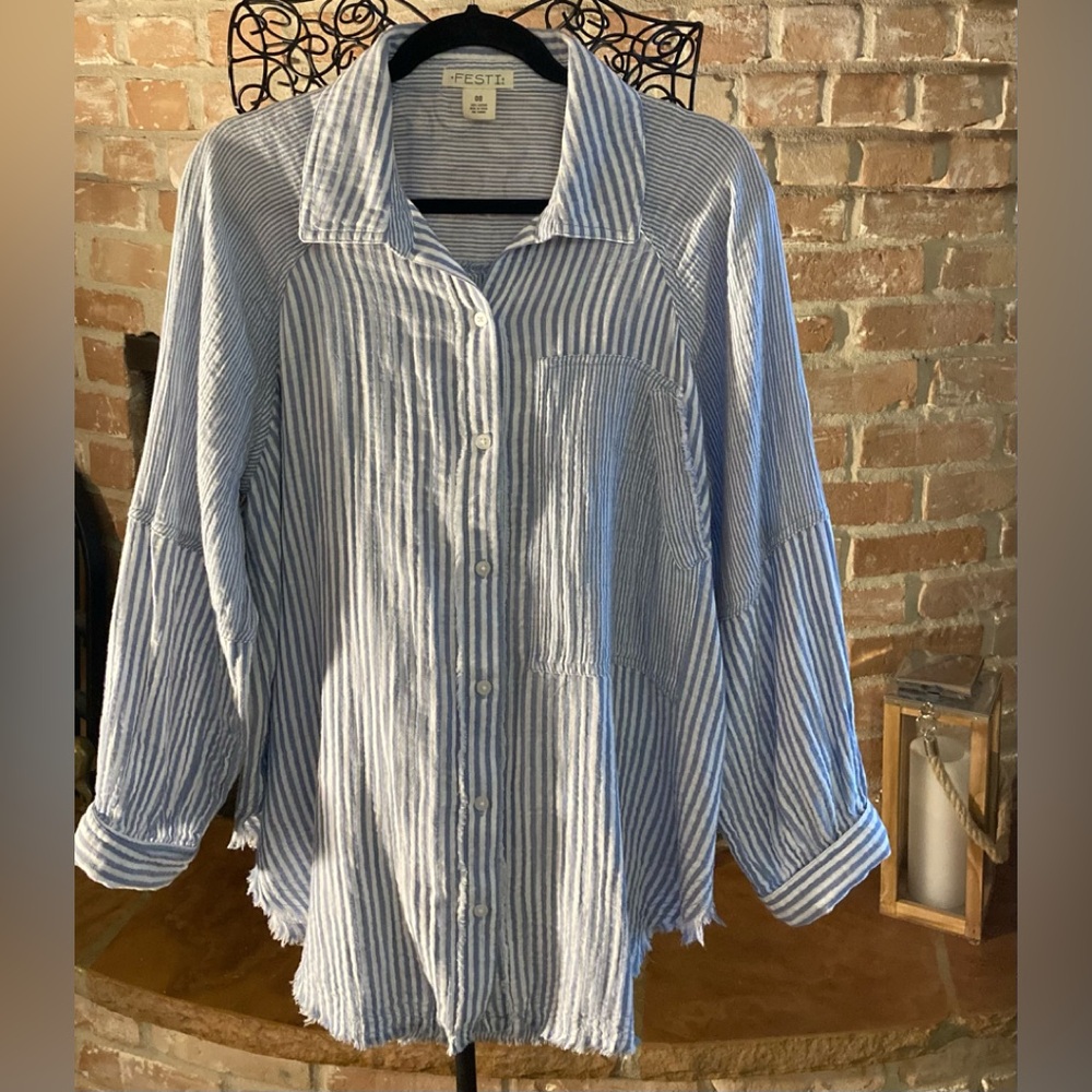 FESTI by torrid Blue and White Seersucker Striped Shirt